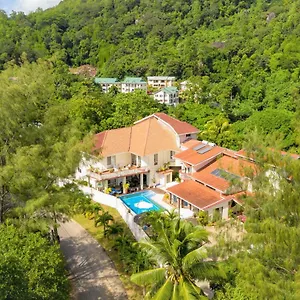 Carana Hilltop Glacis (Mahe)