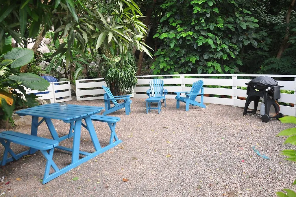 Bord Mer House Glacis  Vila